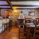 別荘 Croatian Stone Gem ポセダリェ