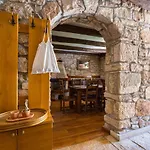 Croatian Stone Gem ポセダリェ