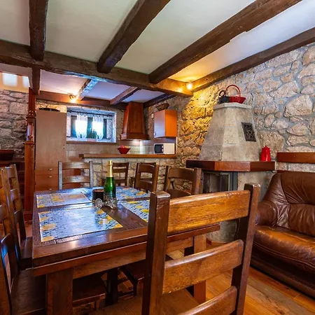 度假居 Croatian Stone Gem