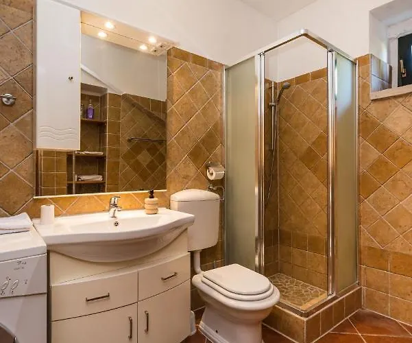 Croatian Stone Gem Ferienhaus
