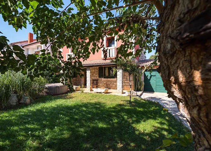 Croatian Stone Gem Ferienhaus
