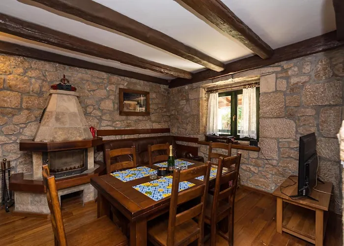 Croatian Stone Gem Ferienhaus *