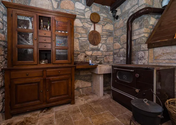 Дом отдыха Croatian Stone Gem