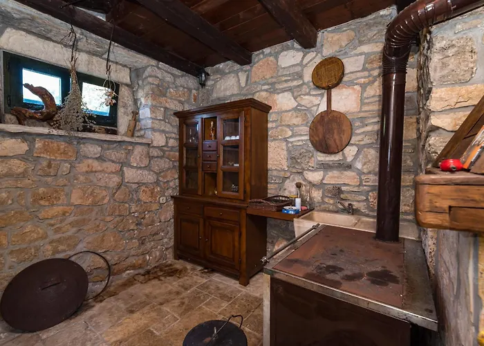 Дом отдыха Croatian Stone Gem