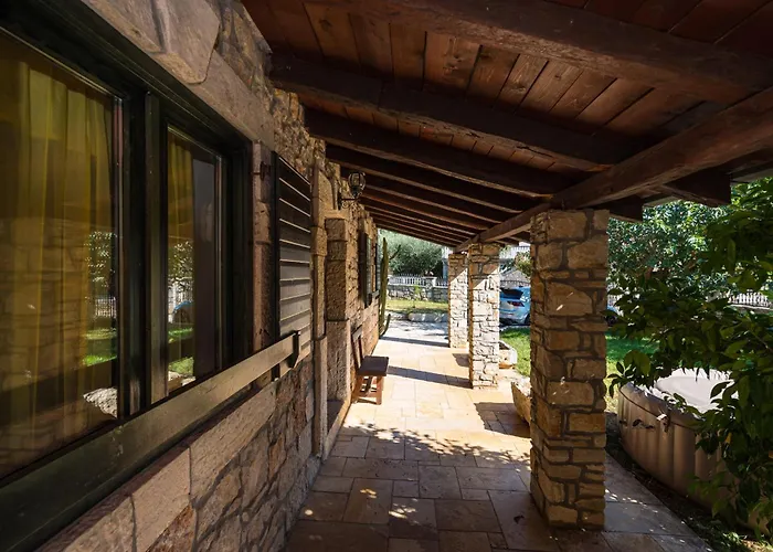 Croatian Stone Gem Ferienhaus Posedarje