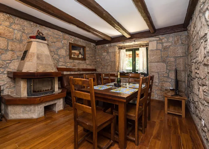 Croatian Stone Gem Ferienhaus *