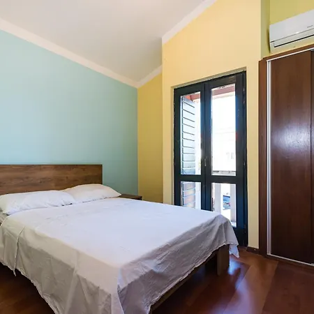 Croatian Stone Gem Holiday home Posedarje