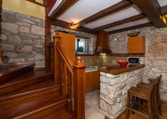 Croatian Stone Gem * Posedarje