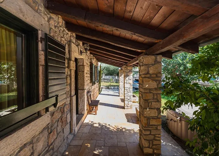 Croatian Stone Gem * Posedarje